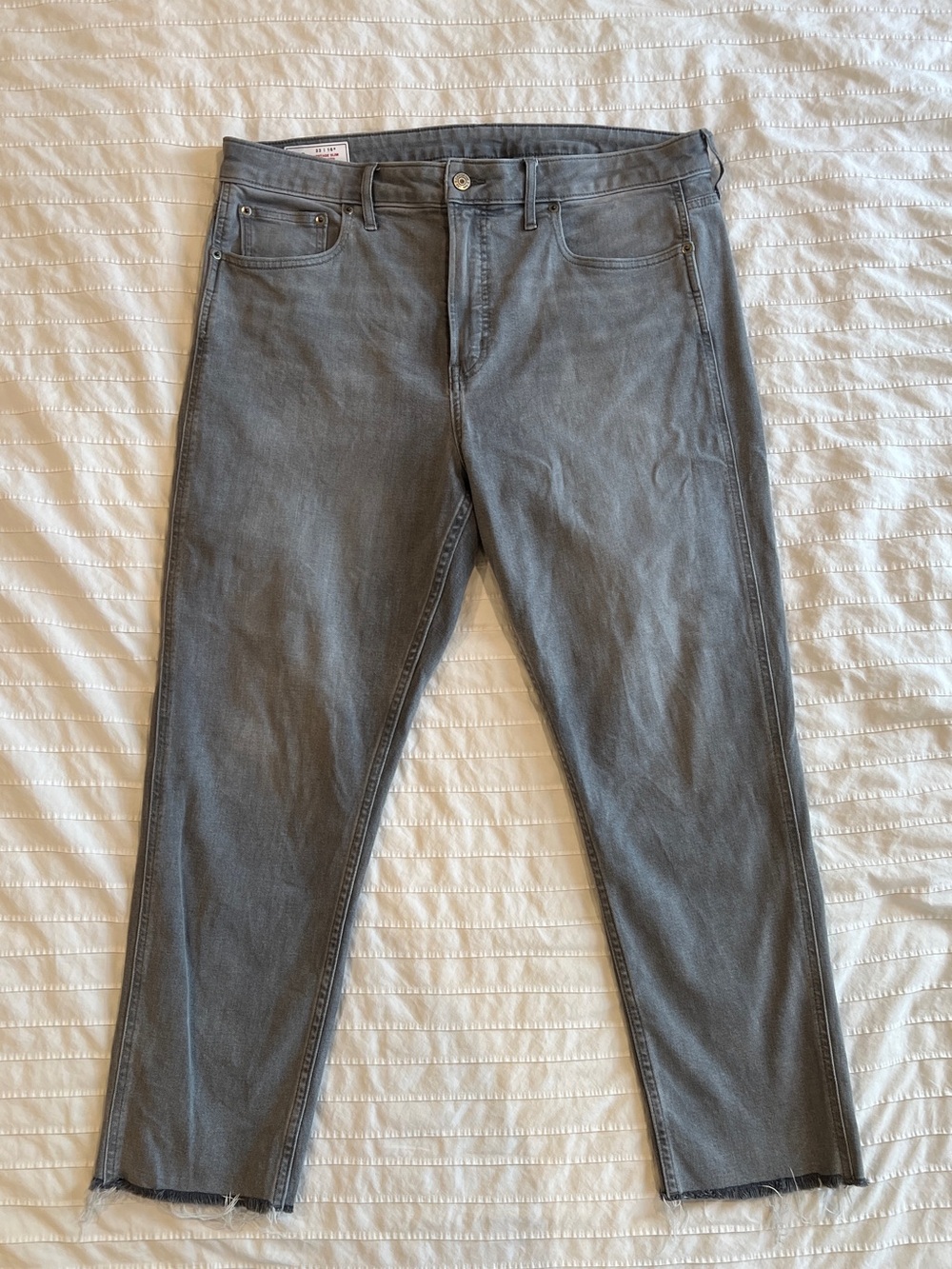 GAP Women's Gray Ankle Crop Straight Jeans